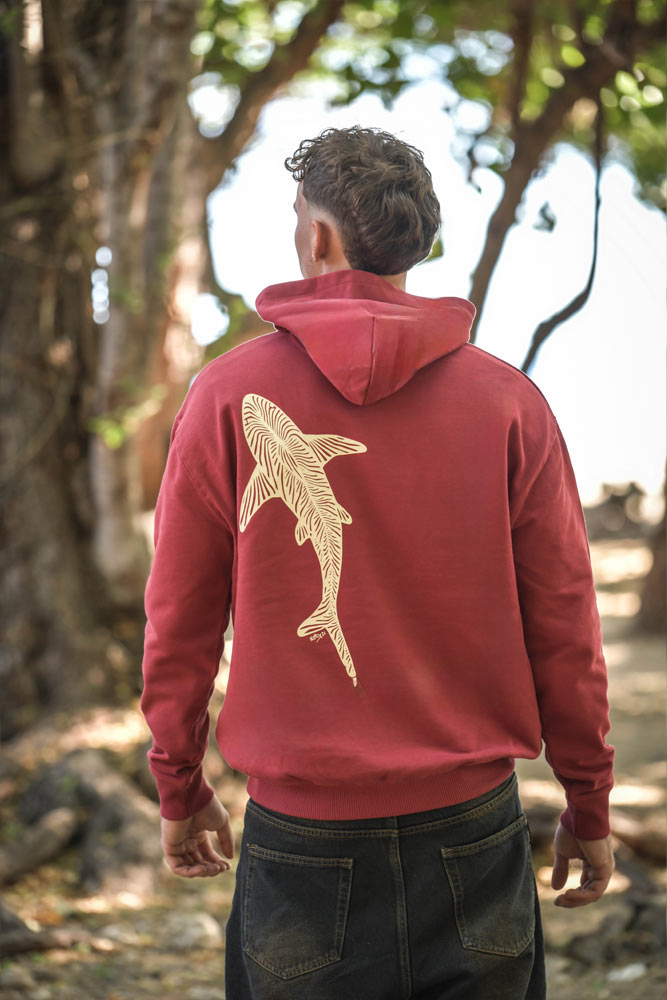 sweat mixte a capuche eco responsable requin